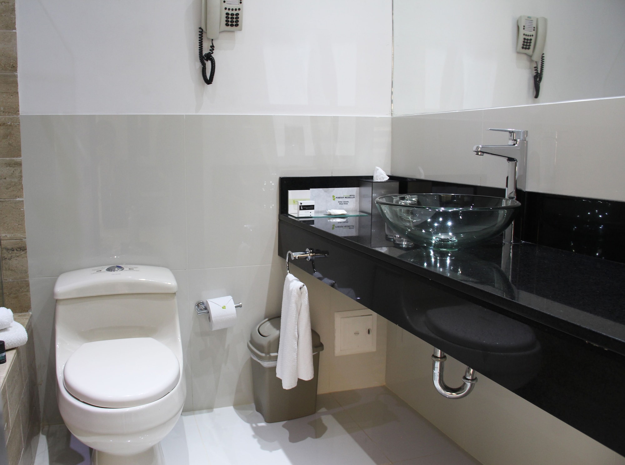 جناح جونيور بسرير كينج، GHL Hotel Porton Medellin 4/5