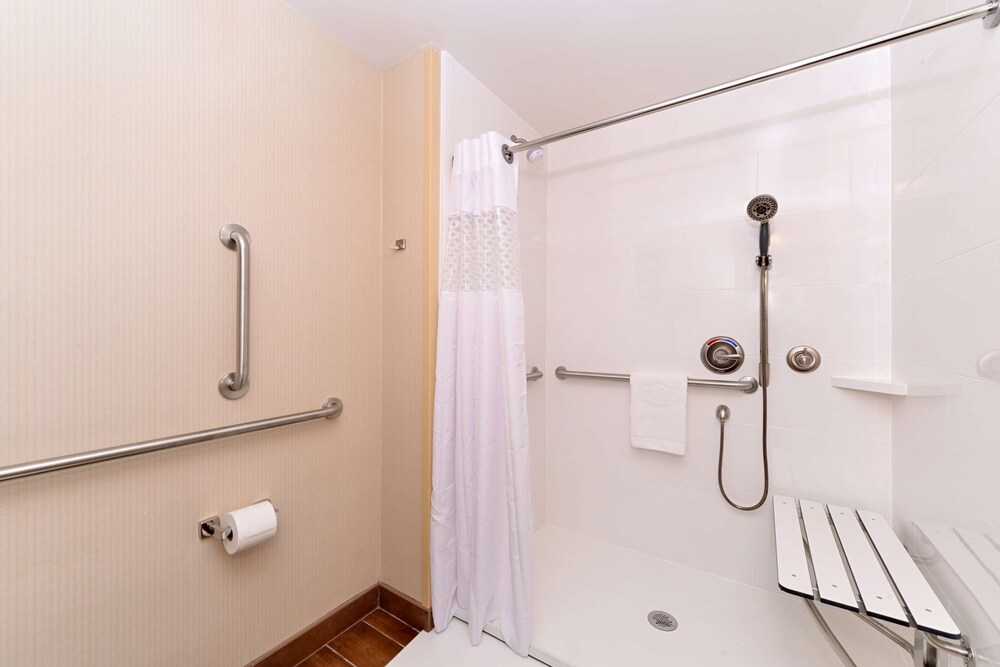 Hampton Inn & Suites Douglas 20/56