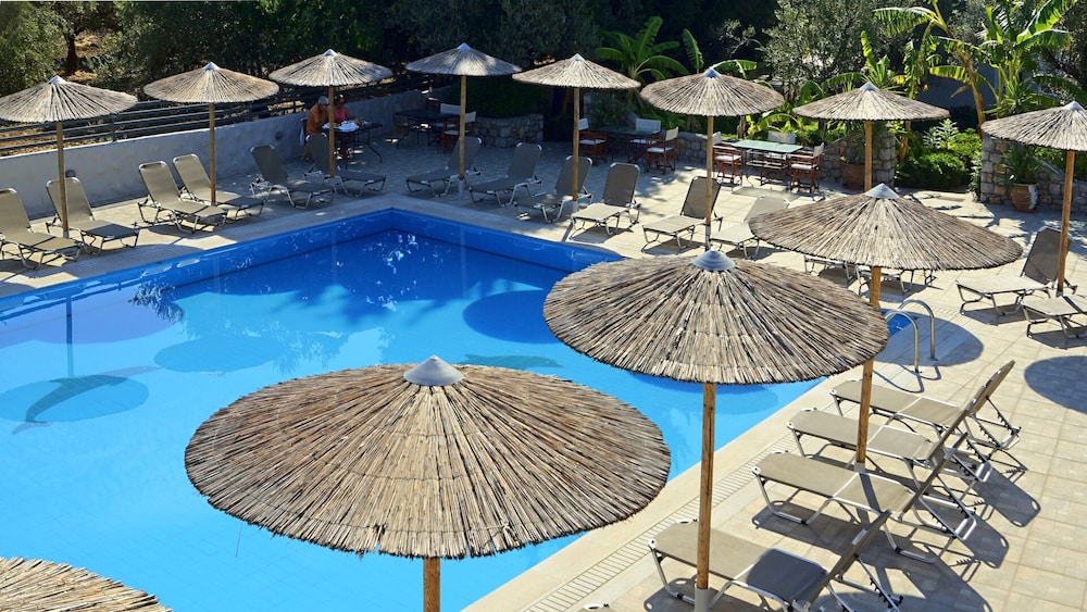 Saint George Resort 58/60