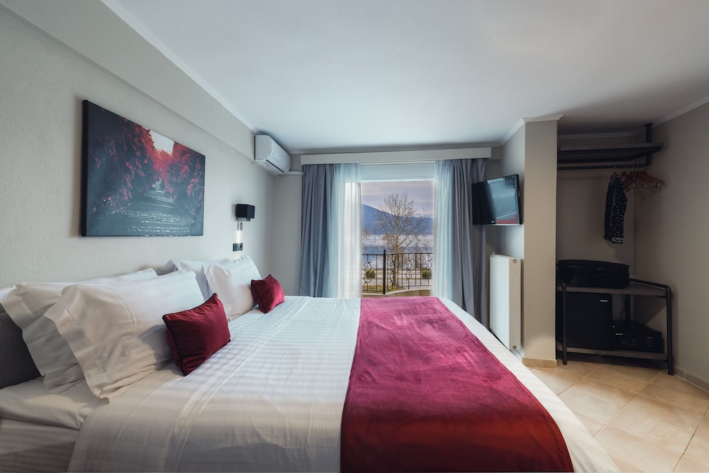 Akti Hotel 16/66