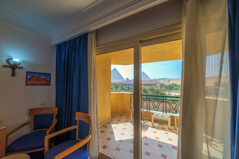 Regency Pyramids View Hotel 44/57