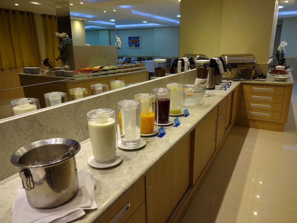 Elegance Praia Hotel 39/47