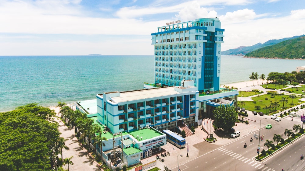 Seagull Hotel 1/72