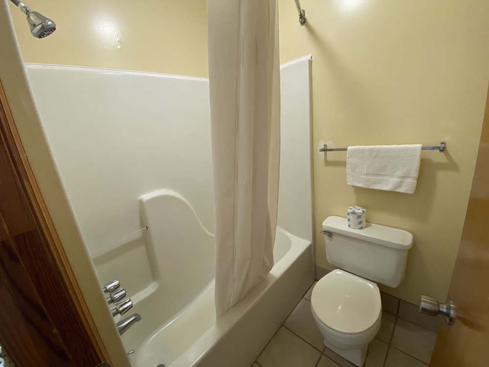 Rodeway Inn Baxley, GA 85/86