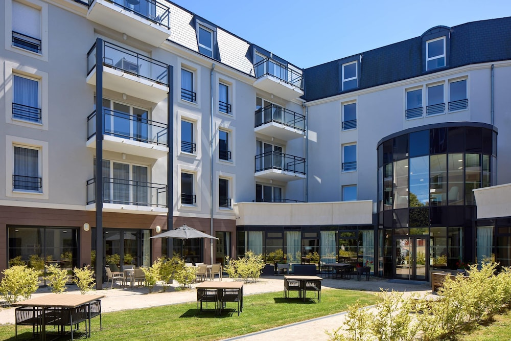 Quality Aparthotel Cherbourg 44/50