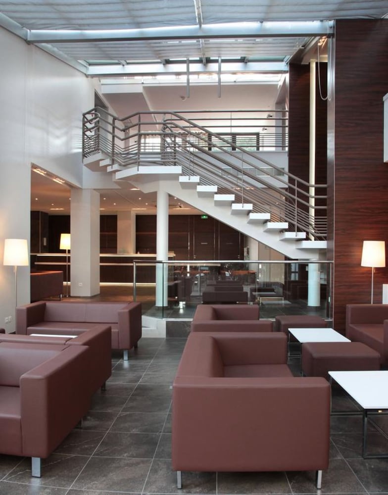 Hotel Mediterranee 39/67