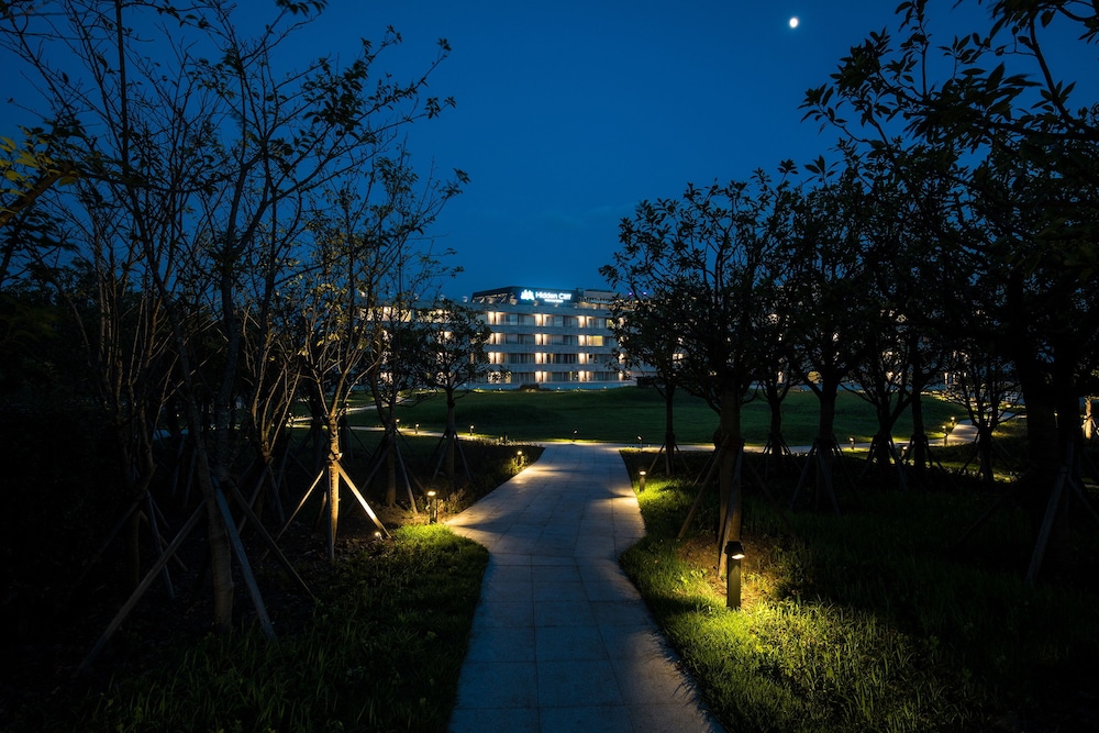 Hidden Cliff Hotel & Nature 46/50
