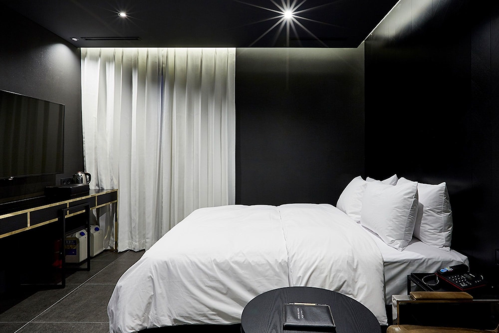 Hotel The Artist Yeoksam 23/50