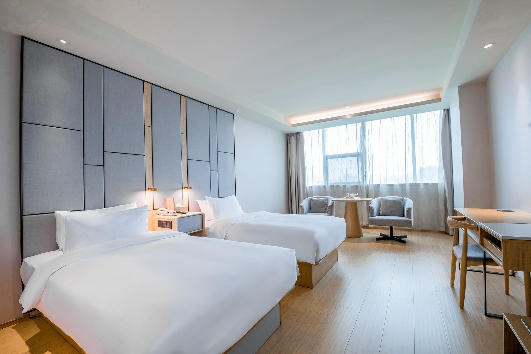 Superior, Twin Beds