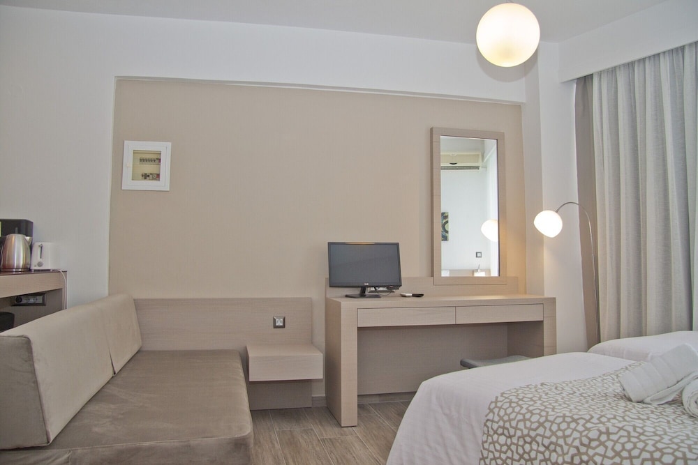 Hotel Christina 18/50