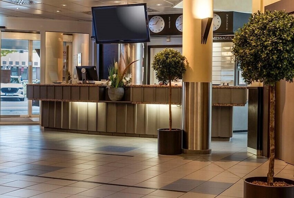Movenpick Nuremberg Airport 8/75