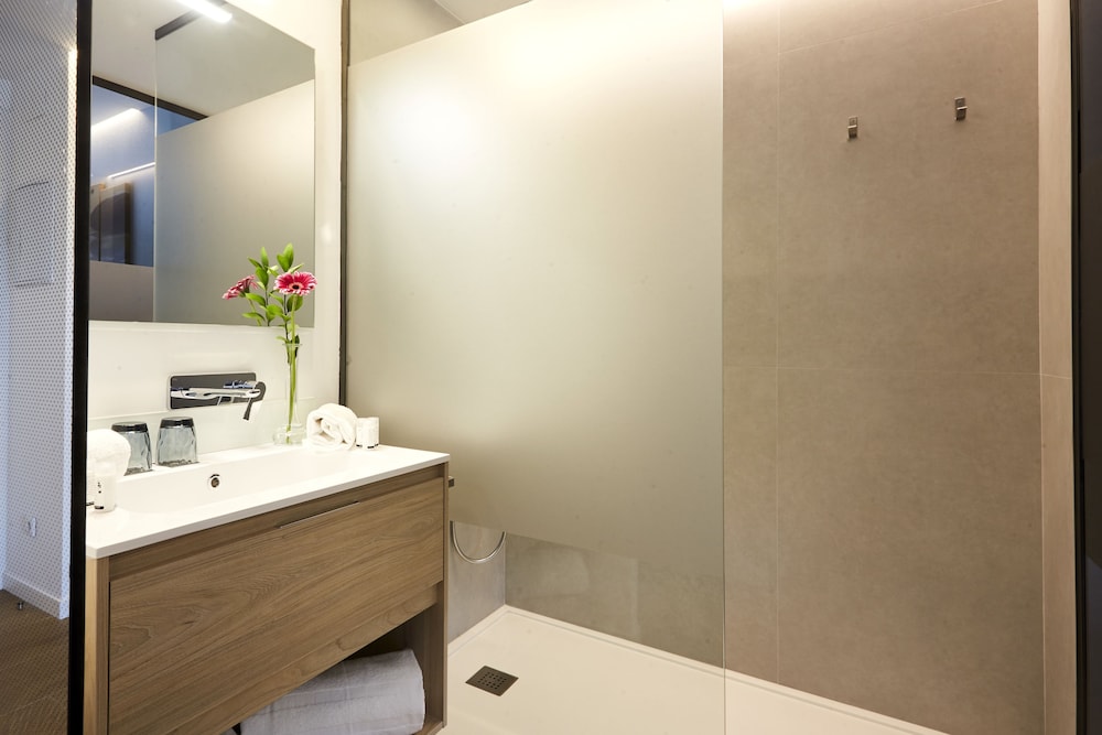 Hotel Valencia Alameda 41 30/63