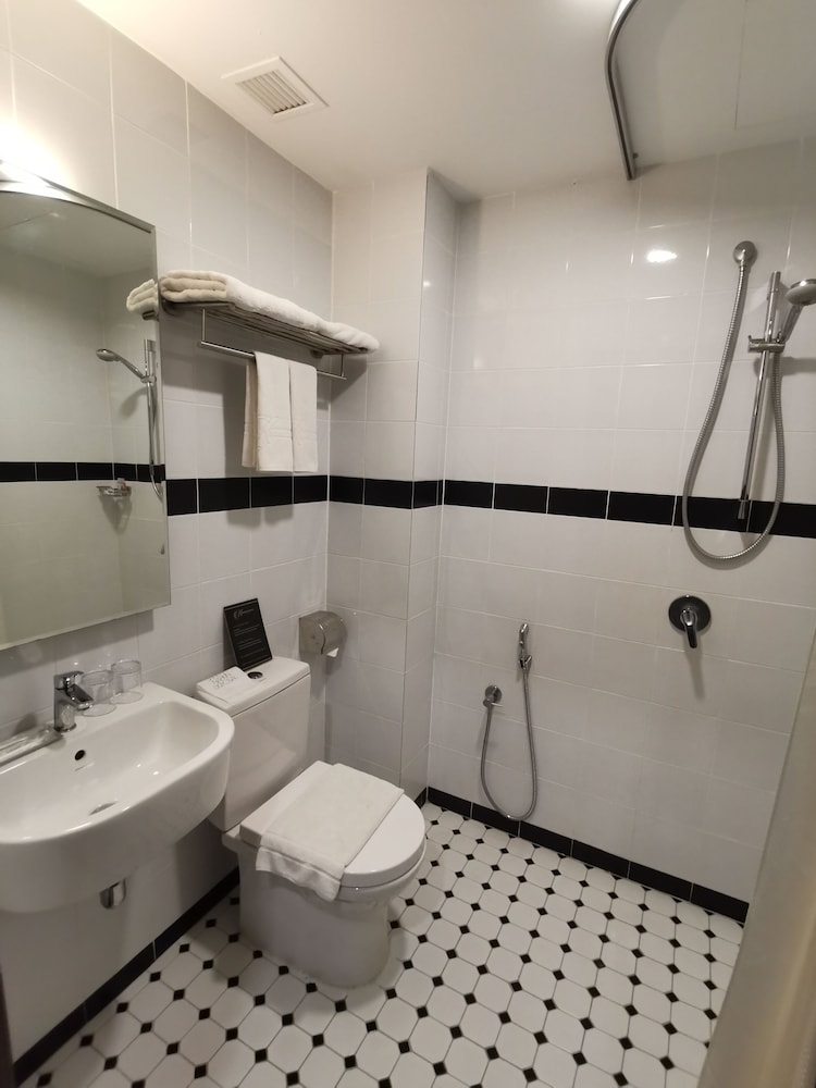 Kimberley Hotel Georgetown 46/50