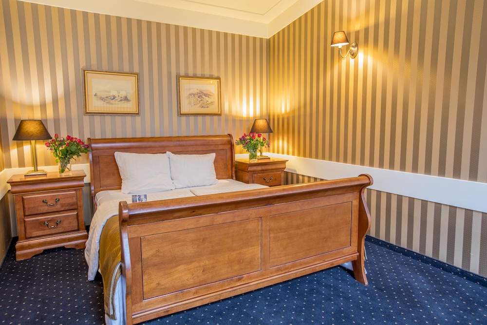 Hotel Diament Bella Notte Katowice Chorzow 40/72
