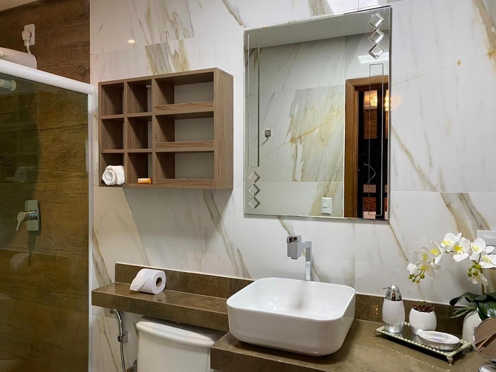 Hotel Sandis 35/37