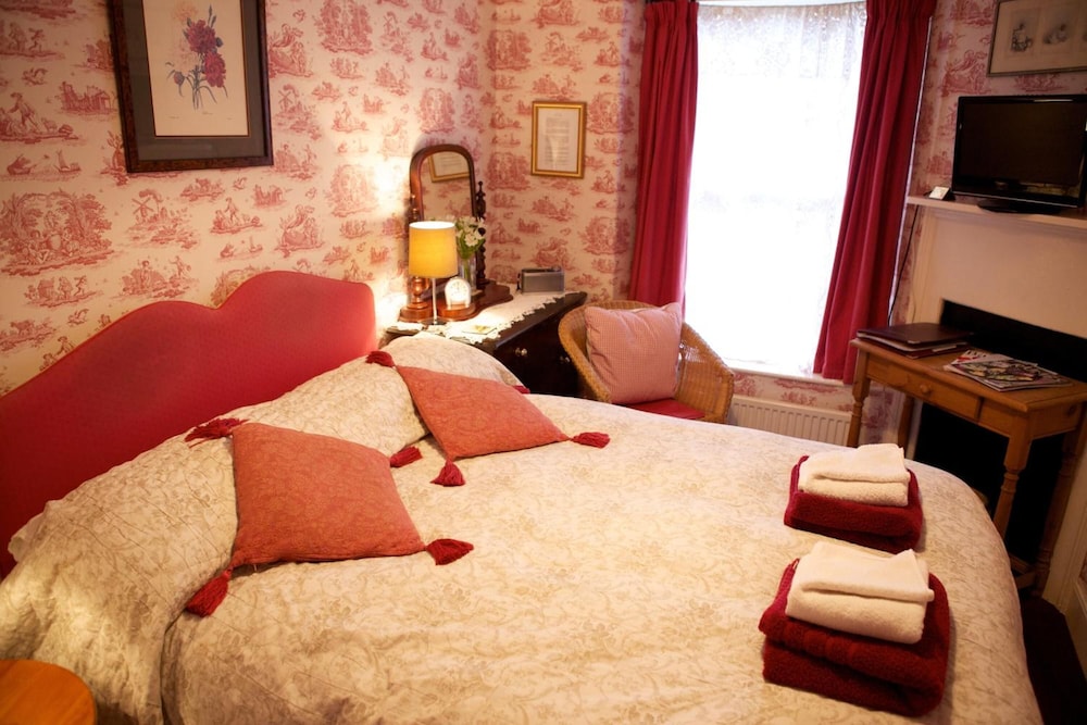 Weston Lawn Bed and Breakfast 7/30