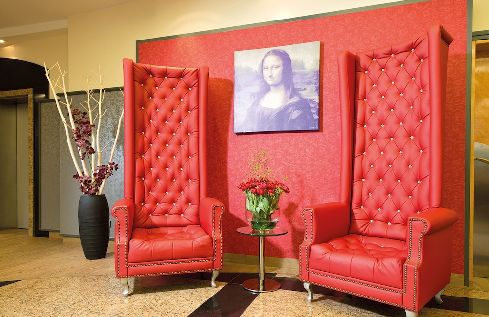 Leonardo Hotel Munich Arabellapark Ex Holiday Inn Munich Effnerstrasse 43/65