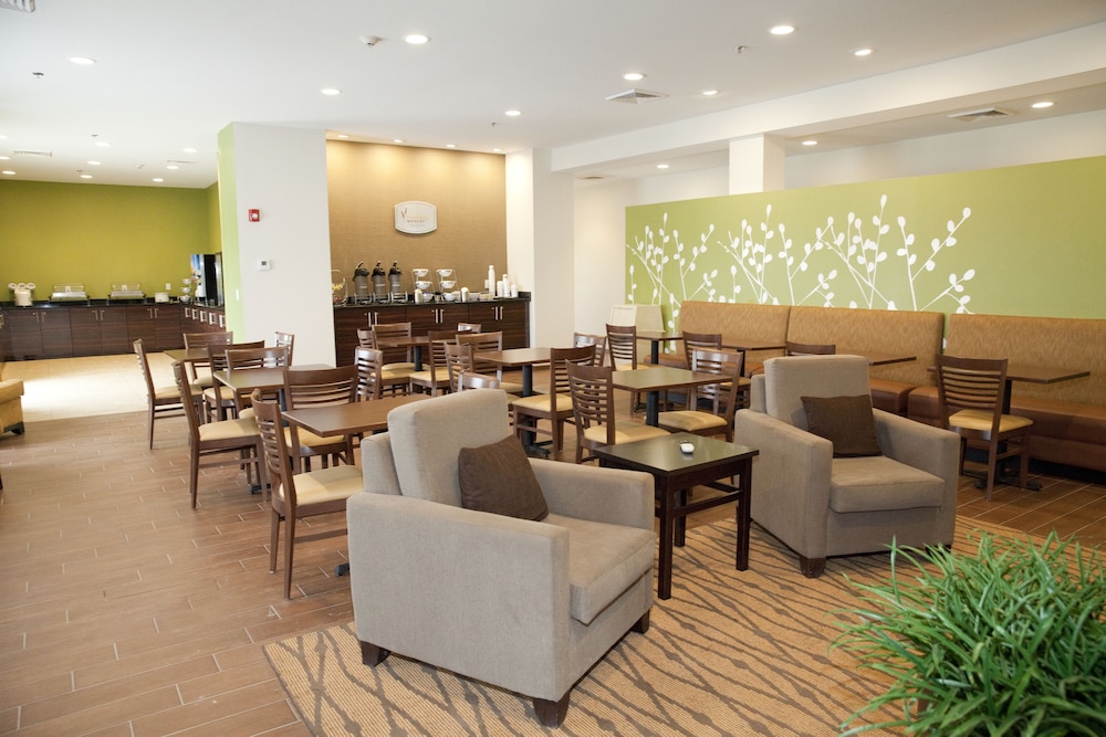 Sleep Inn & Suites Belmont / St. Clairsville 36/45