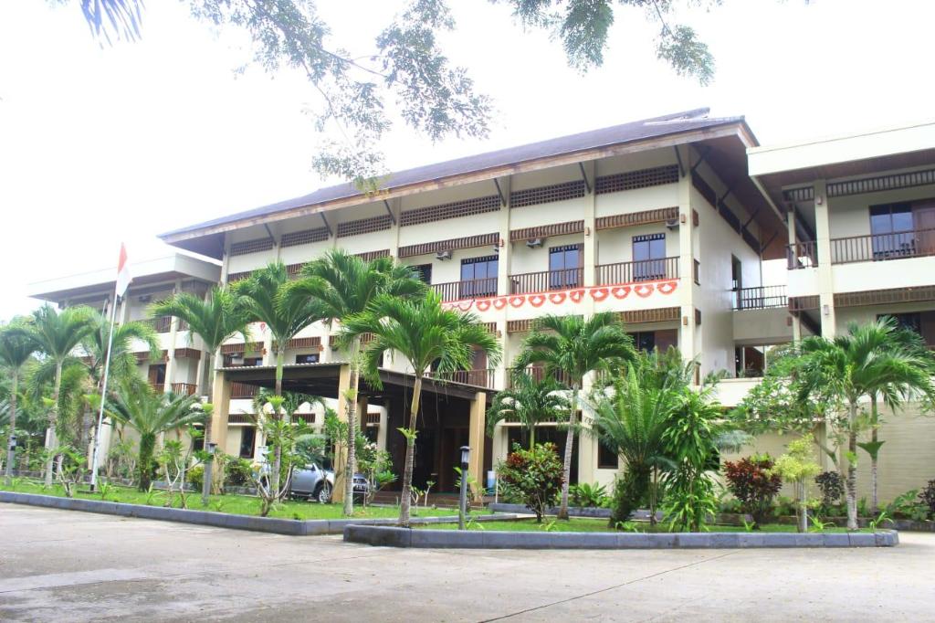 Hotel Grand Papua Kaimana 2/24