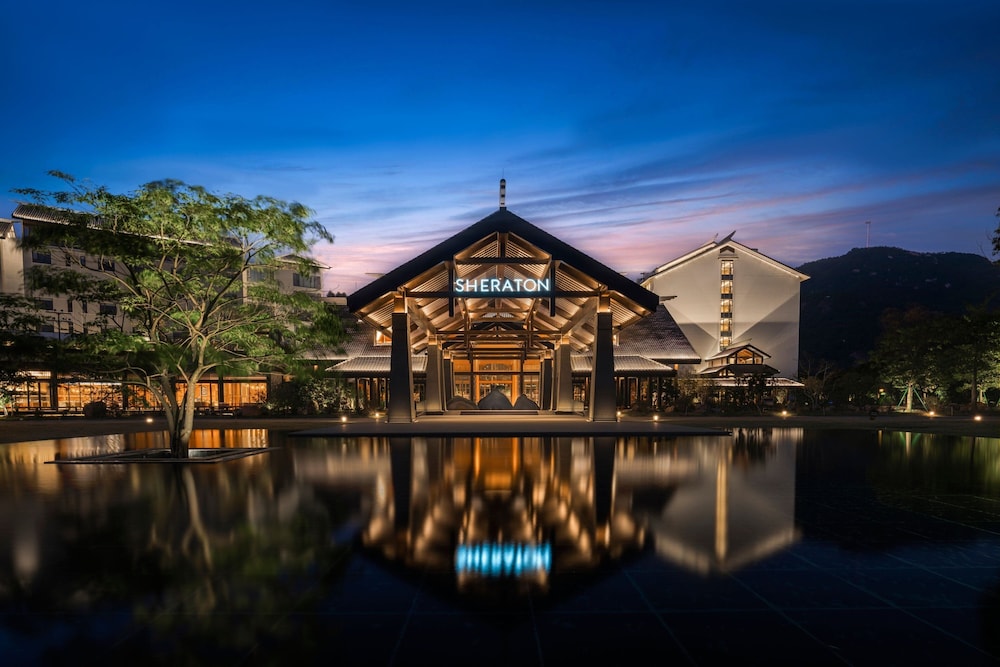 Sheraton Maoming Hot Spring Resort 3/30
