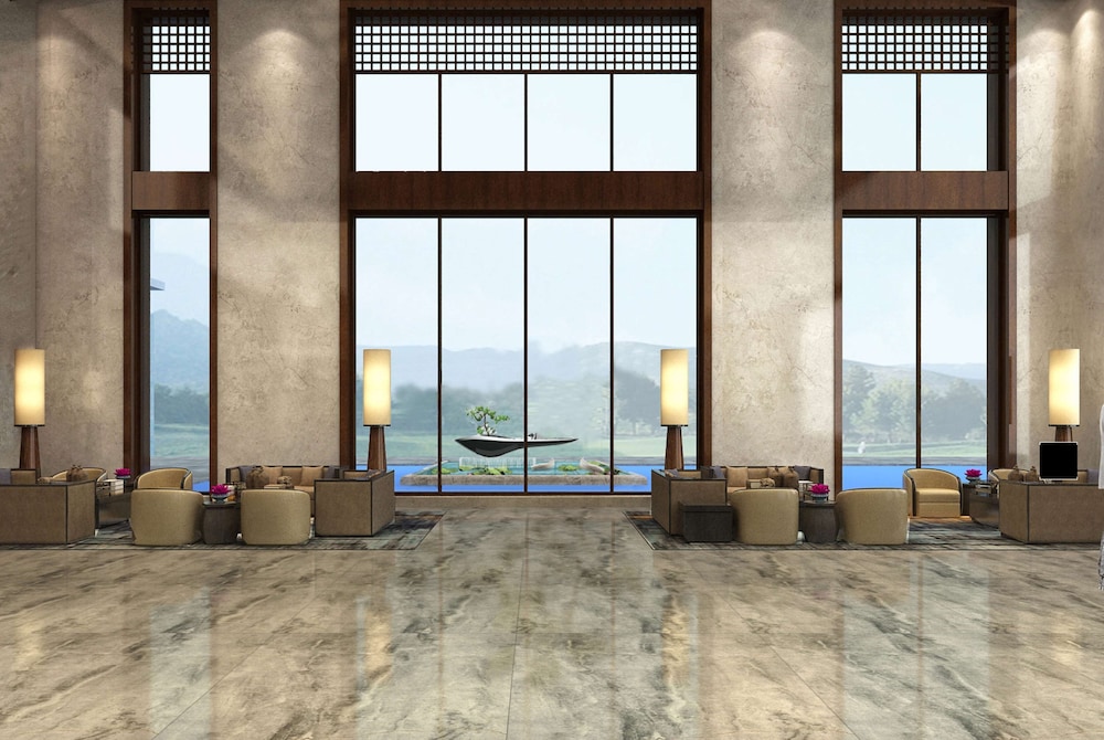 Wyndham Xinyi Lotus Lake 45/49