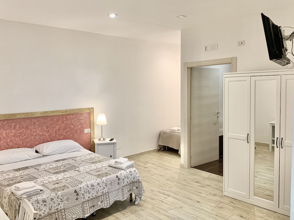 Romano B&B 2/23