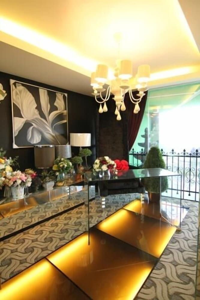 Hermess Hotel 5/41