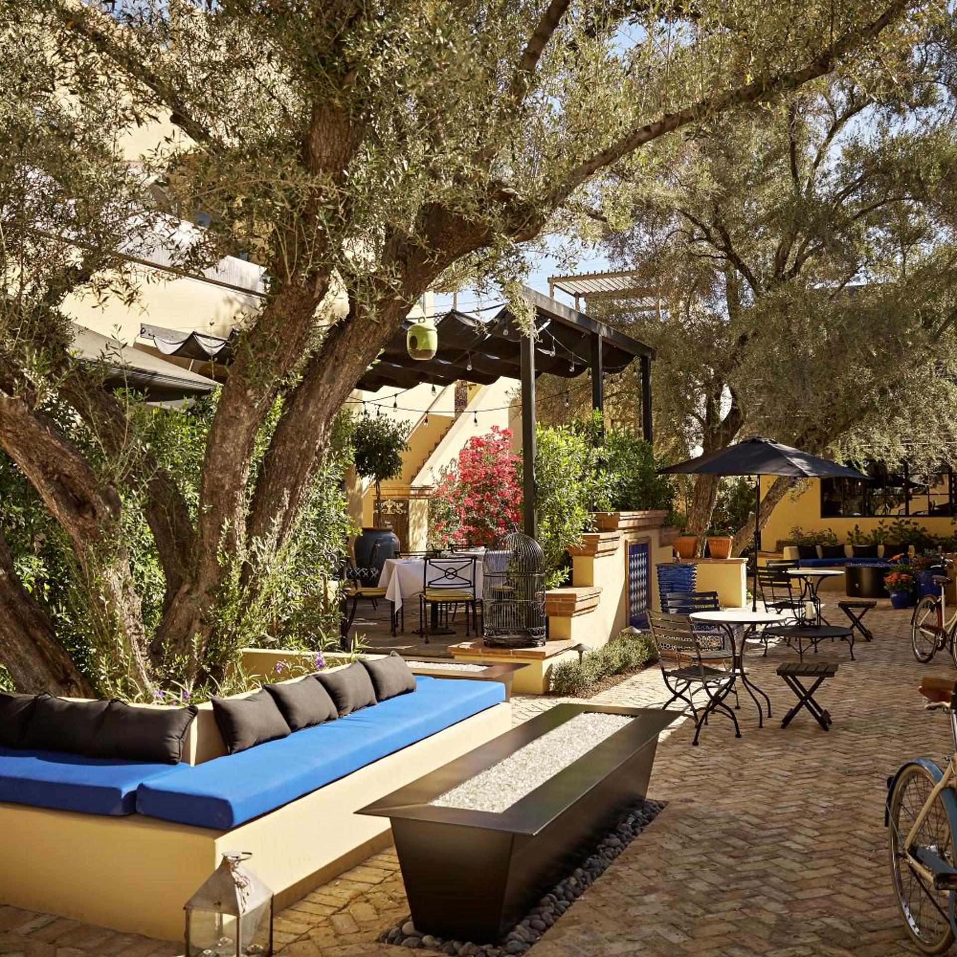 Bespoke Inn, Cafe &amp; Bicycles 21/22