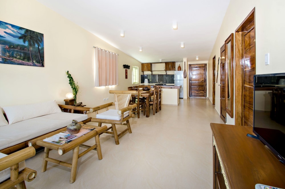 Boracay Amor Apartments 47/72