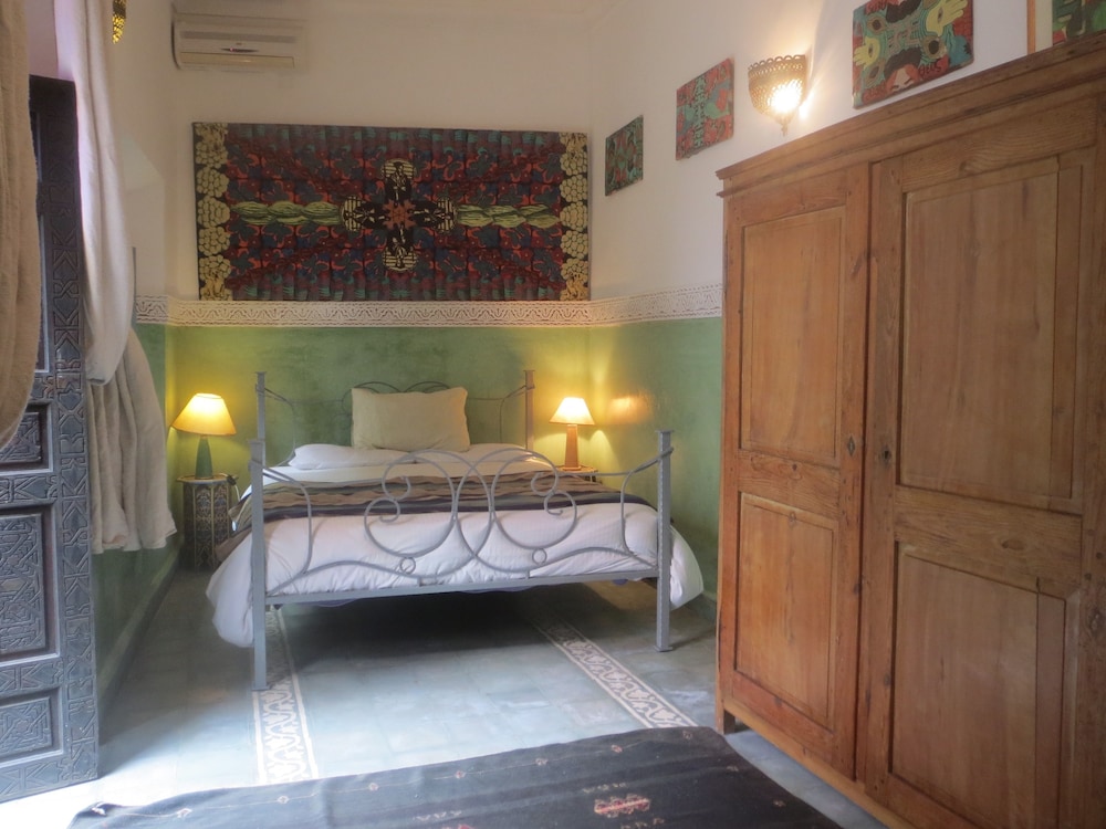 Riad Maizie 17/50
