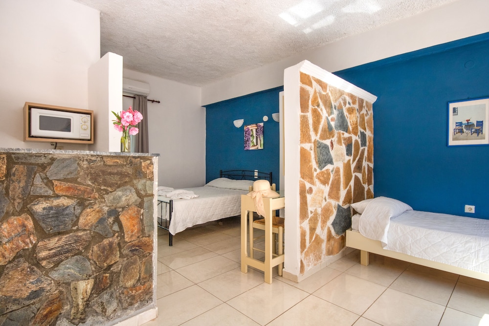 Stavros Villas and Apartments 36/46