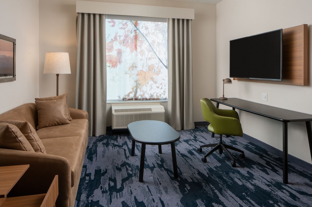 Fairfield by Marriott Inn & Suites Huntsville Redstone Gateway 7/17