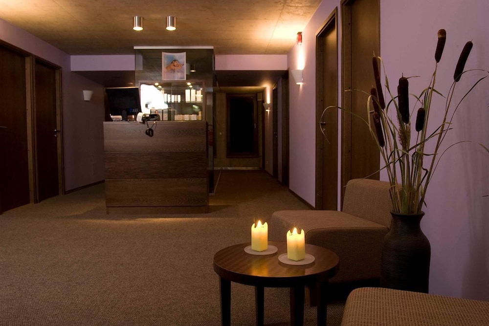 JOHAN SPA HOTEL 37/50