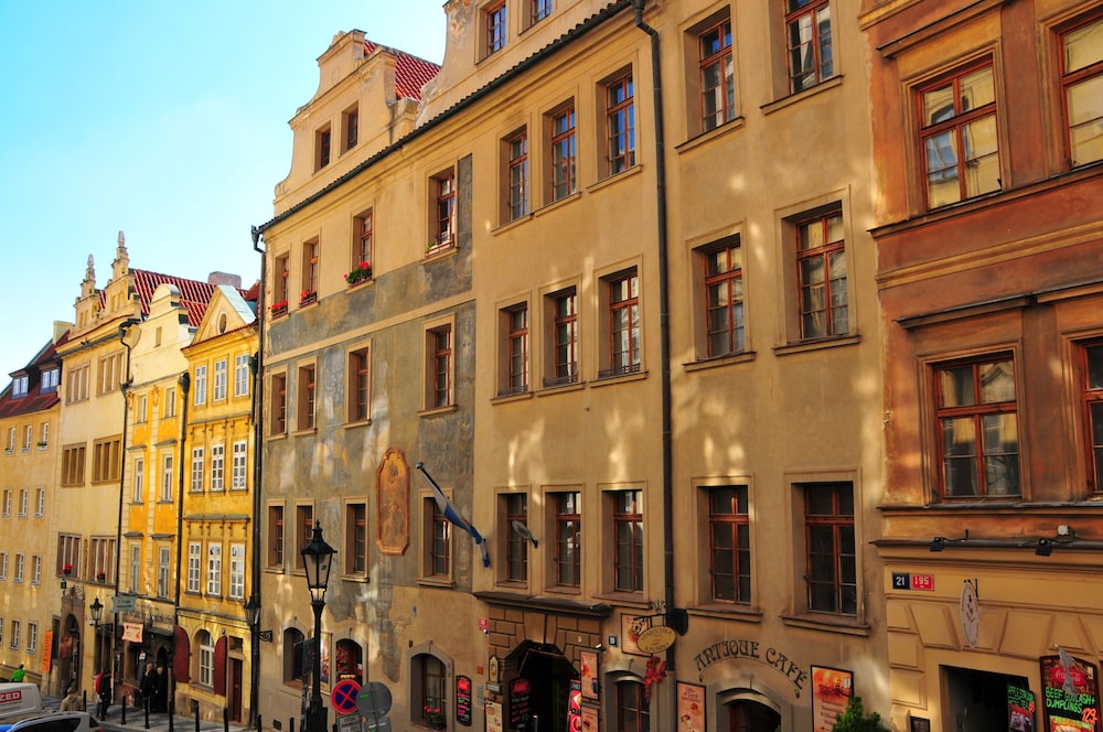 Residence Thunovska 19 6/50