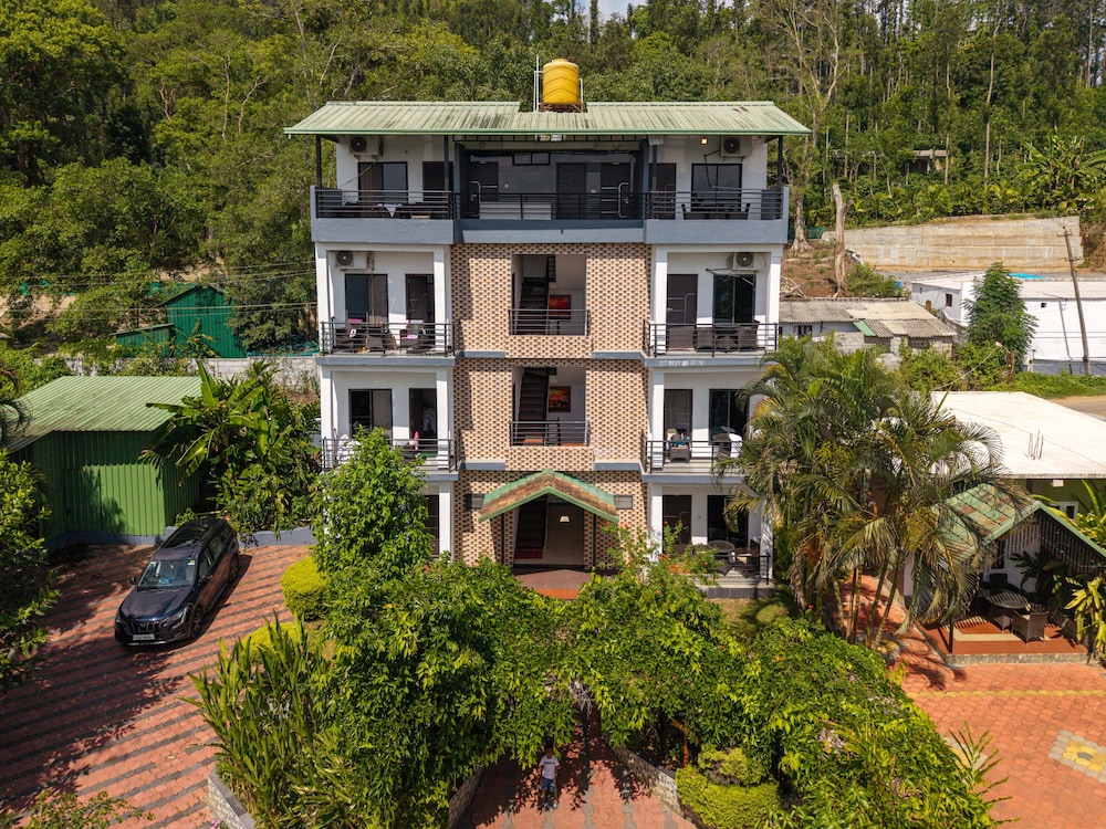 Coorg Jungle Camp Backwater Resort 5/50