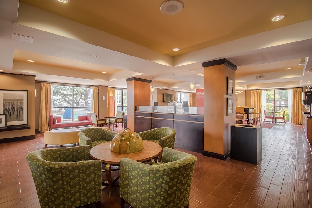 Hampton Inn Biloxi Ms 39/47