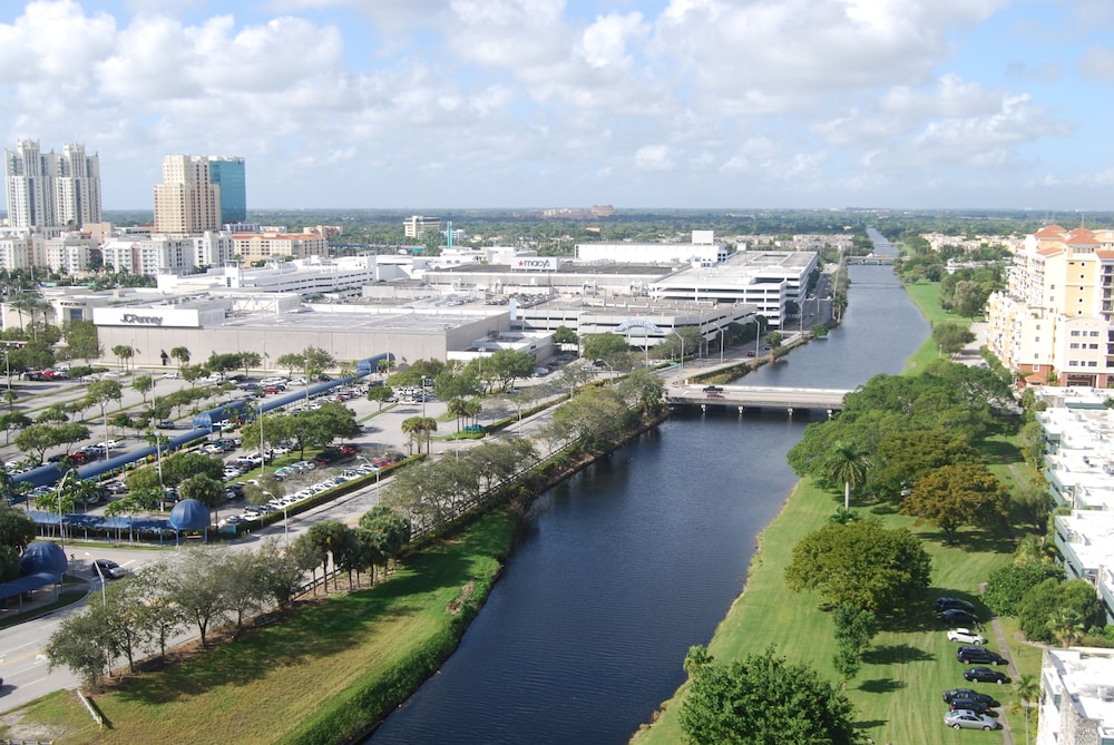 Towers of Dadeland by Miami Vacations 56/60
