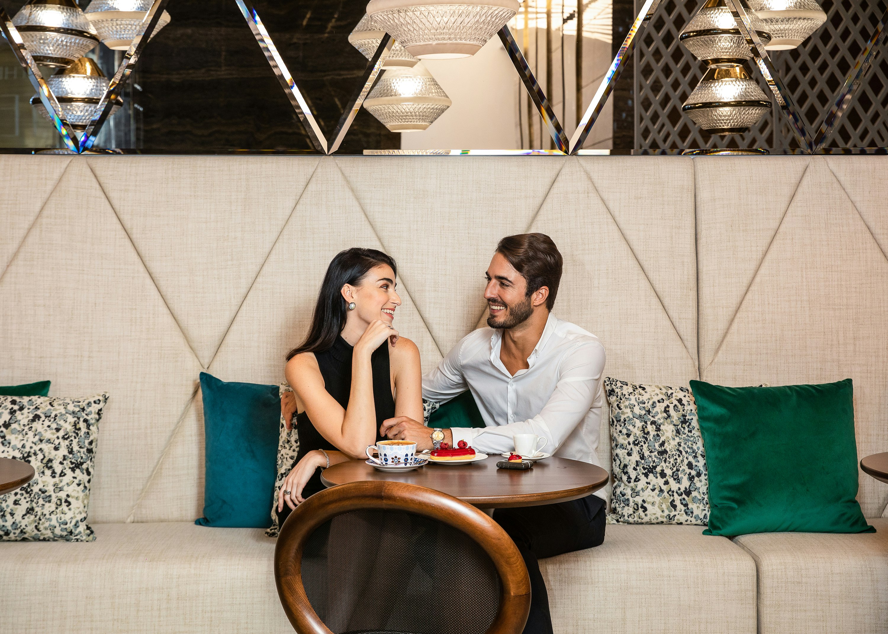 Al Jaddaf Rotana Suite Hotel 5/27