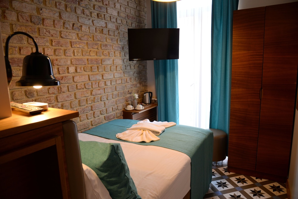 Pera Luna Residence - Special Class 33/66