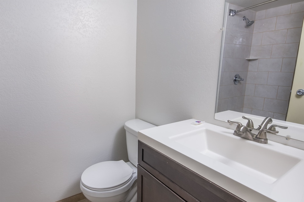 Motel6 Oriskany, NY 54/57