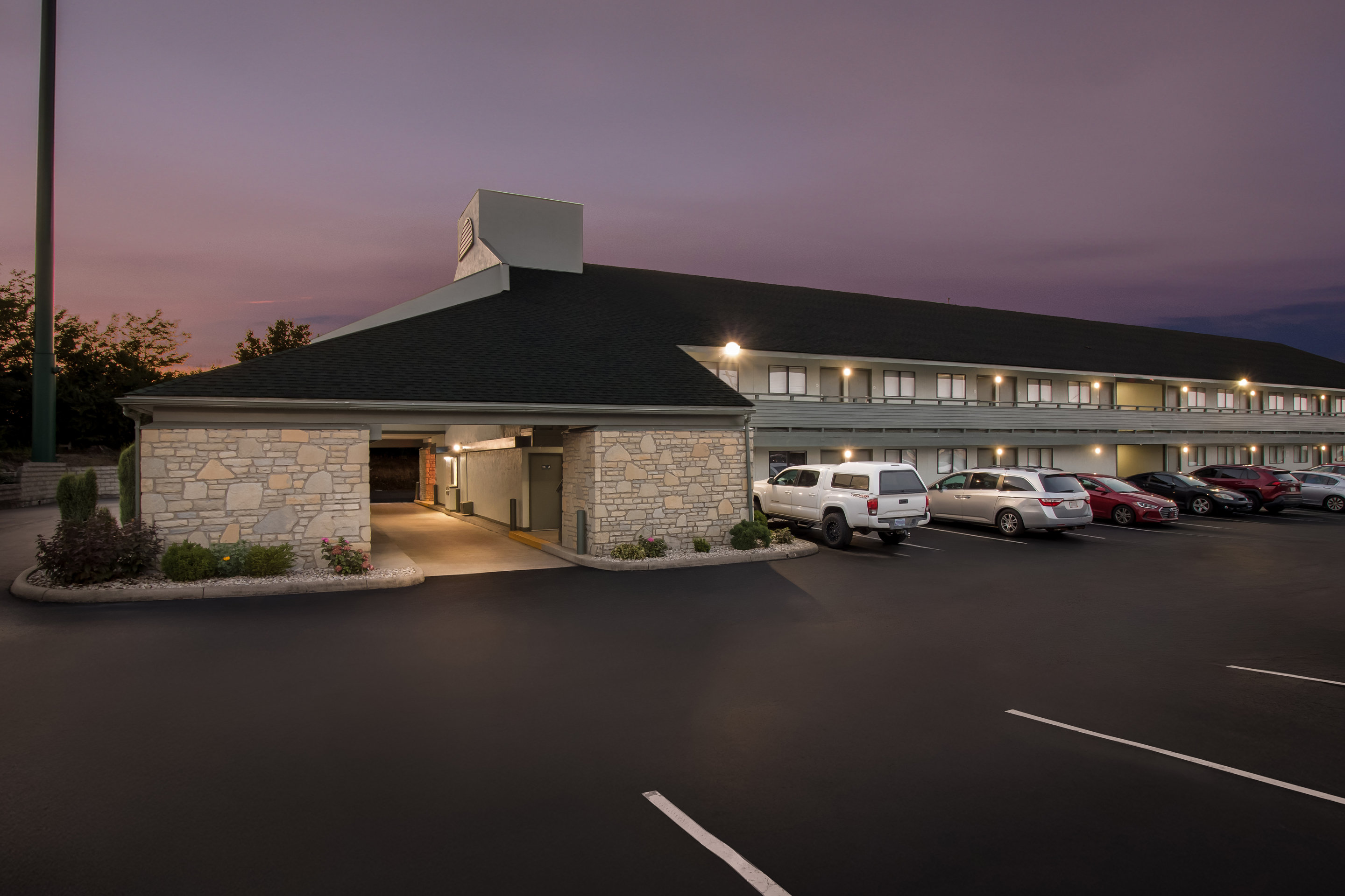 HomeTowne Studios Florence, KY-Cincinnati Airport 1/29