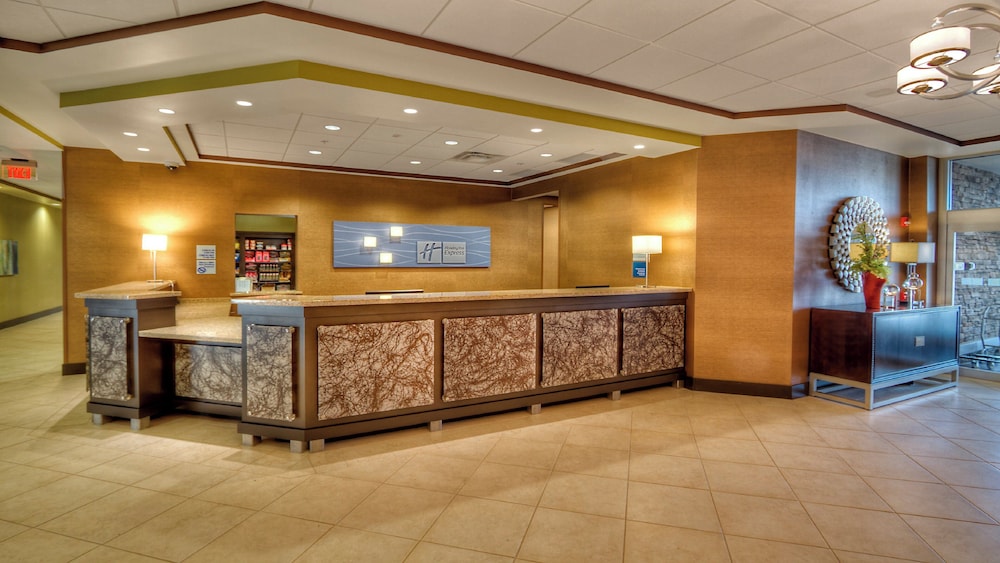 Holiday Inn Express Suites Pittsburgh Sw Southpointe 8/72