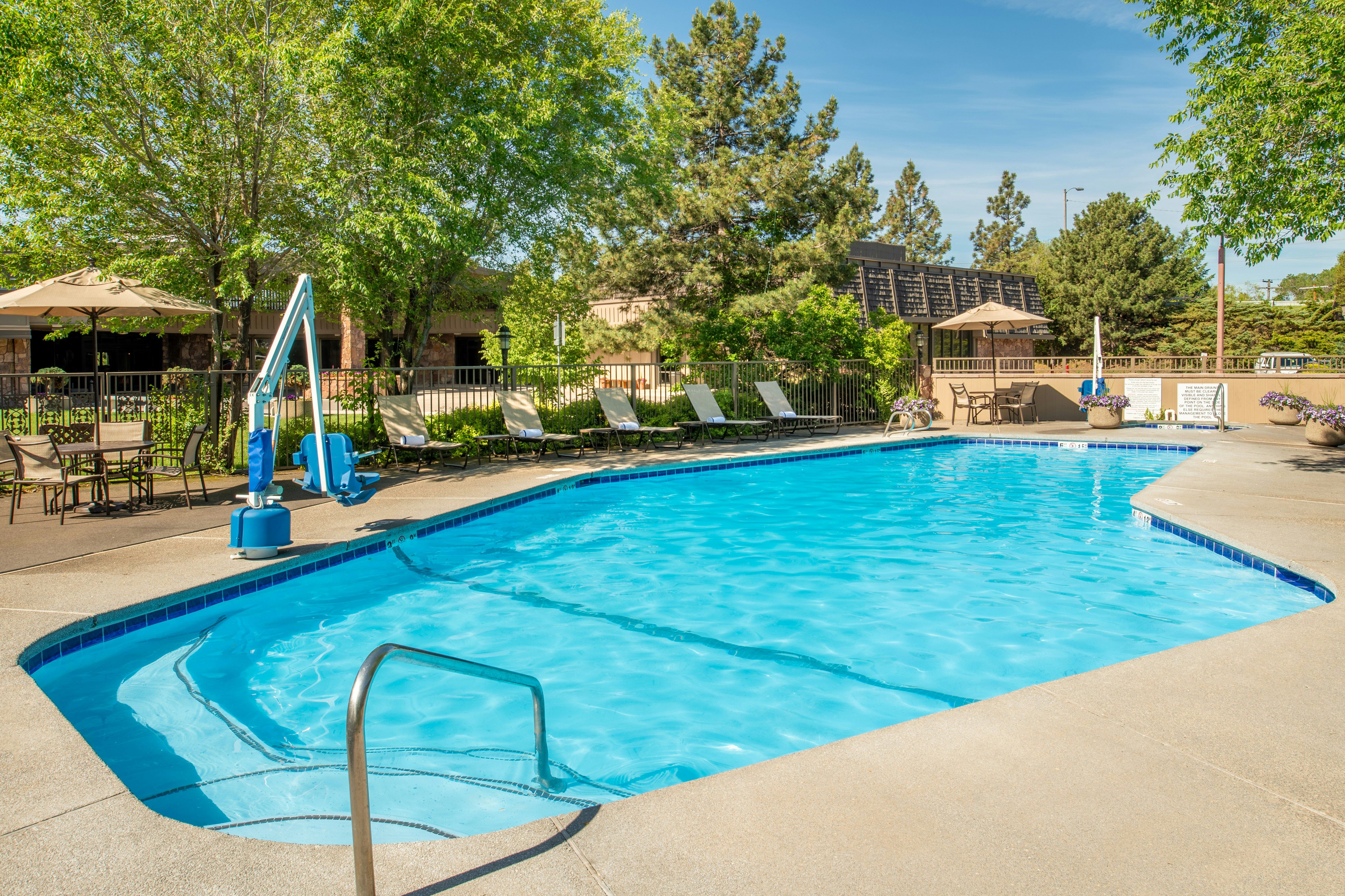 Edgewater Missoula, Tapestry Collection by Hilton 25/43