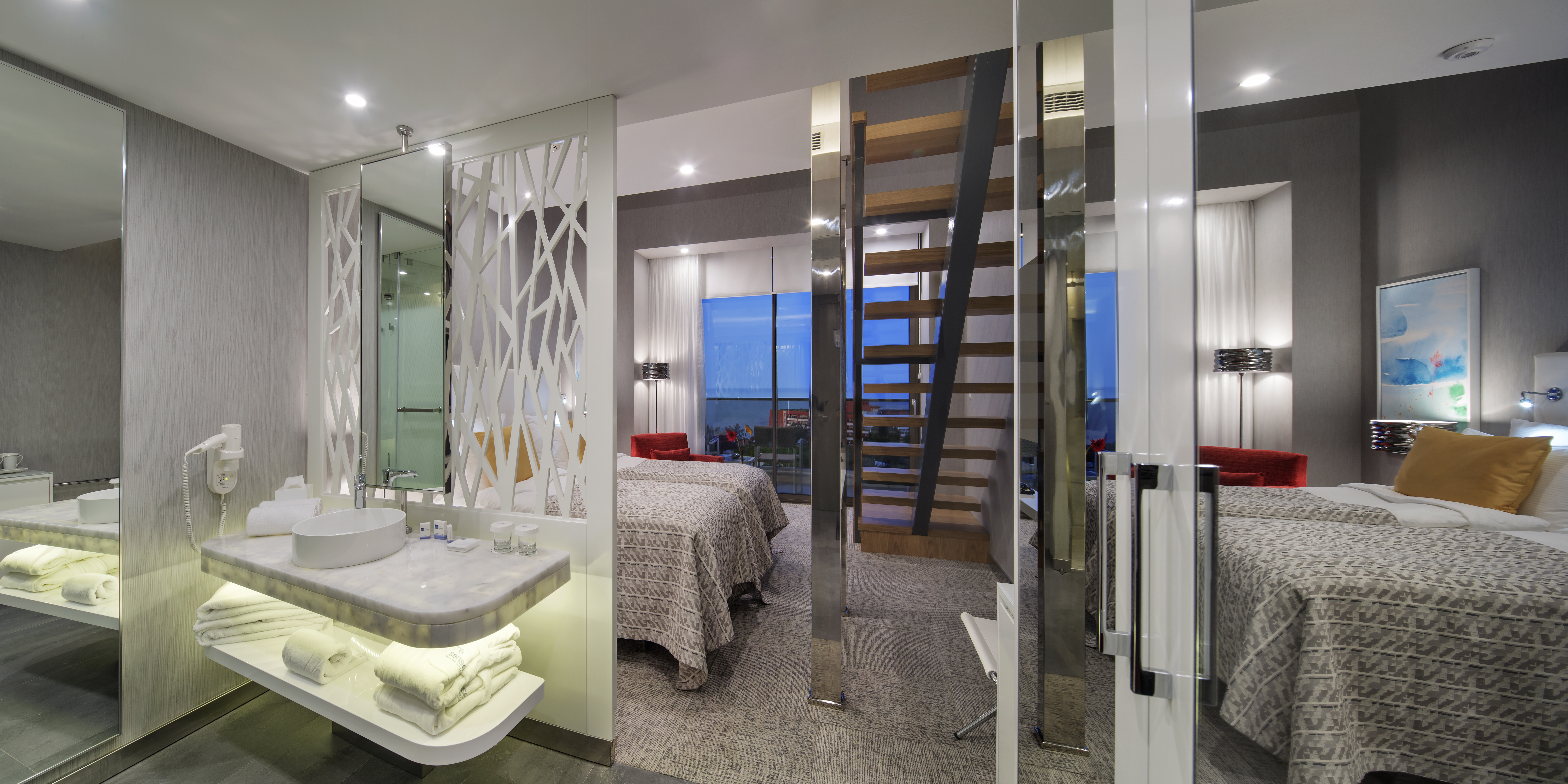 جناح، The Sense De Luxe Hotel 3/3