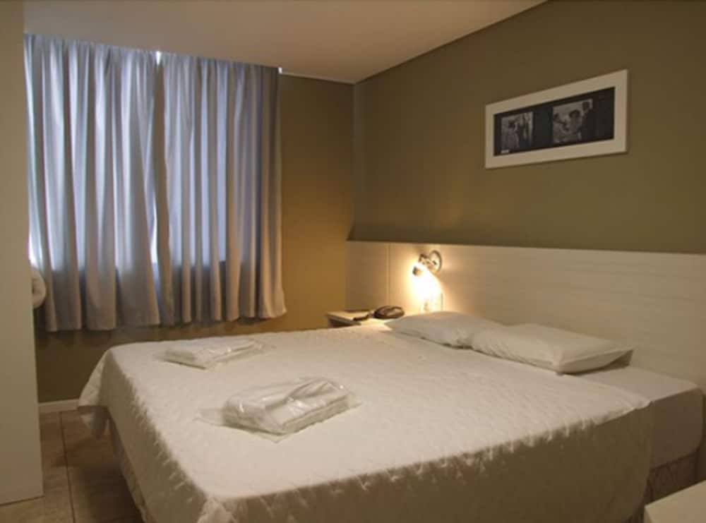 HOTEL EMACITE FLEX 10/46