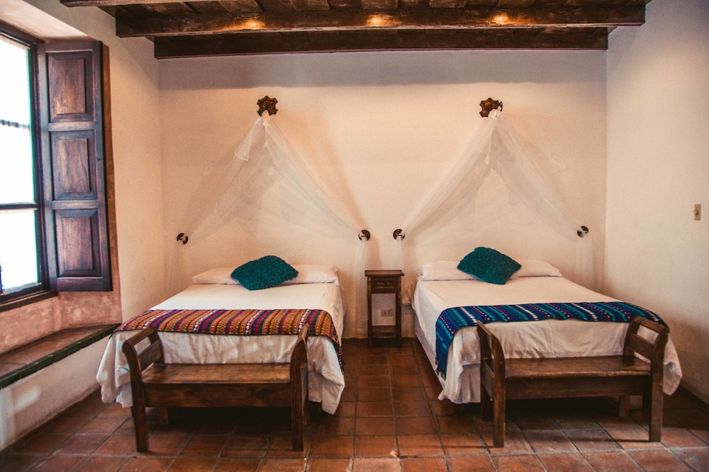 Hotel Monasterio 40/65
