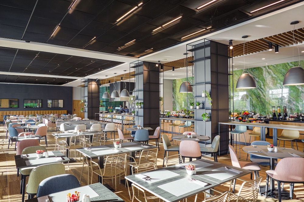 Q Hotel Plus Wroclaw Bielany 32/50
