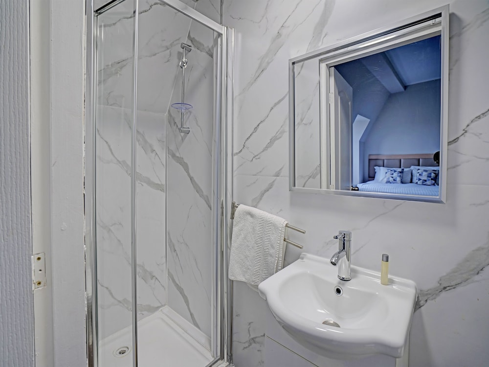 OYO Weaste Hotel 43/50