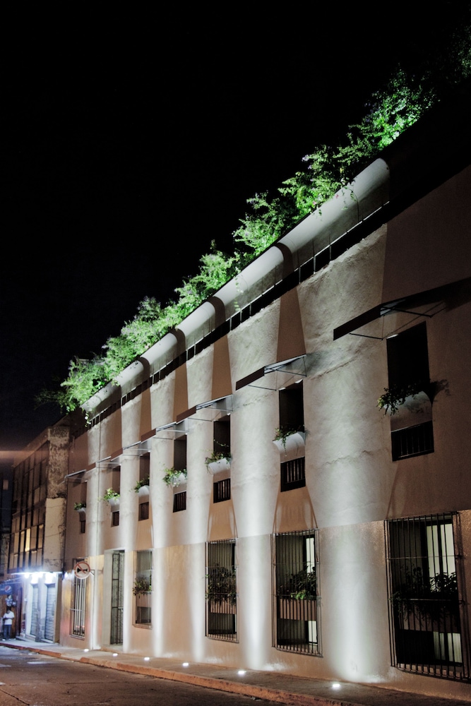 FLOR DE MAYO HOTEL AND RESTAURANT 2/47