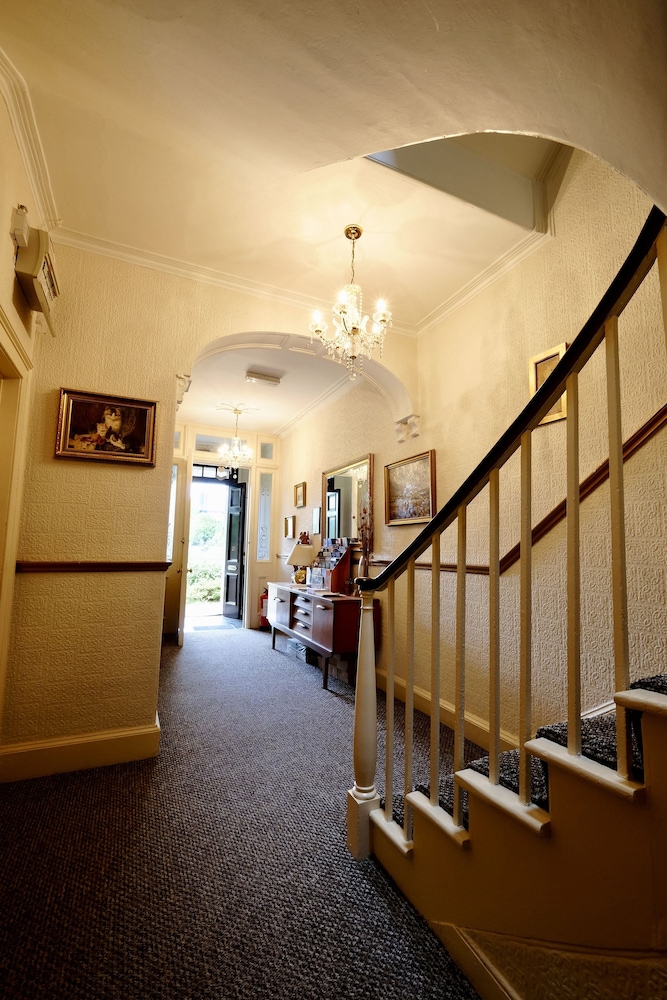 Talisker Guest House 2/44